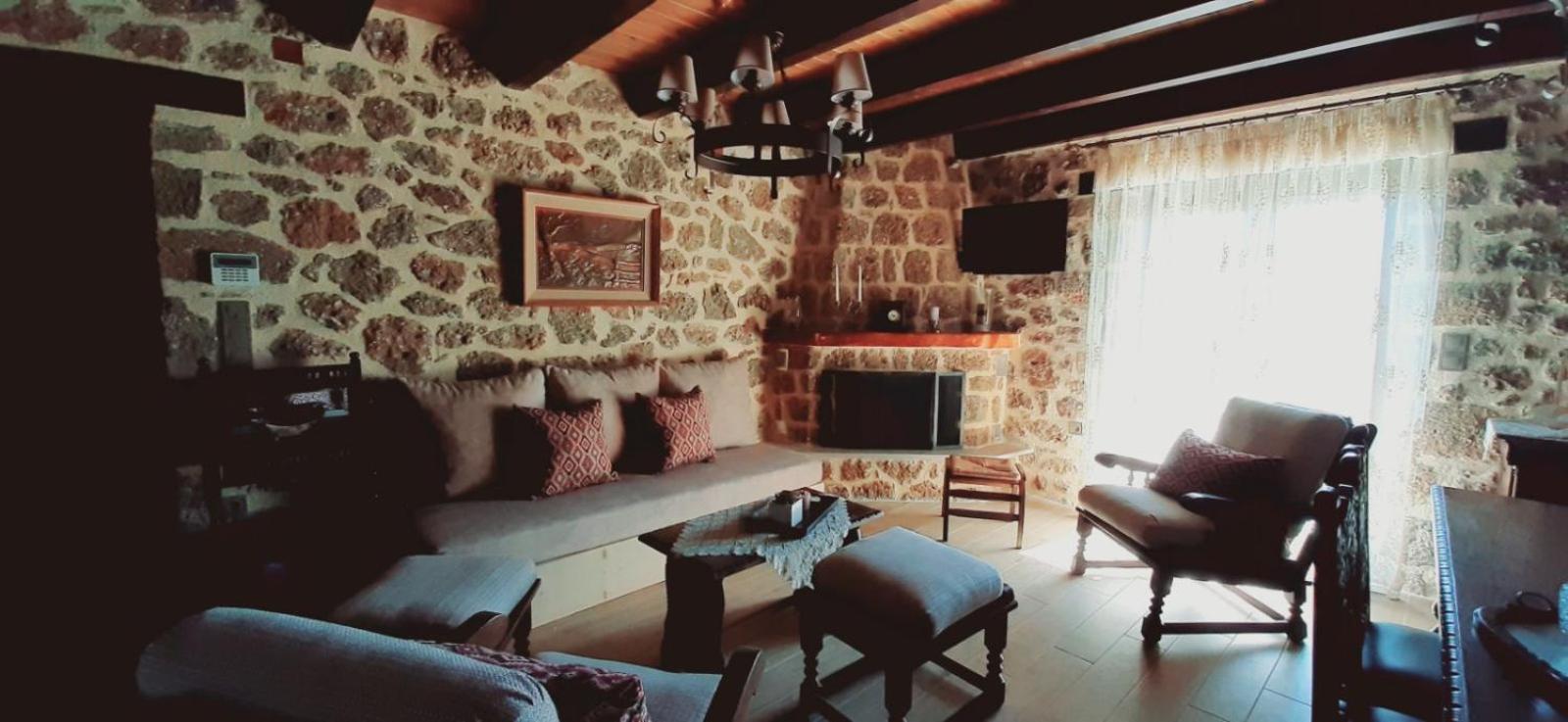 Νόστος Villa Ano Trikala Buitenkant foto